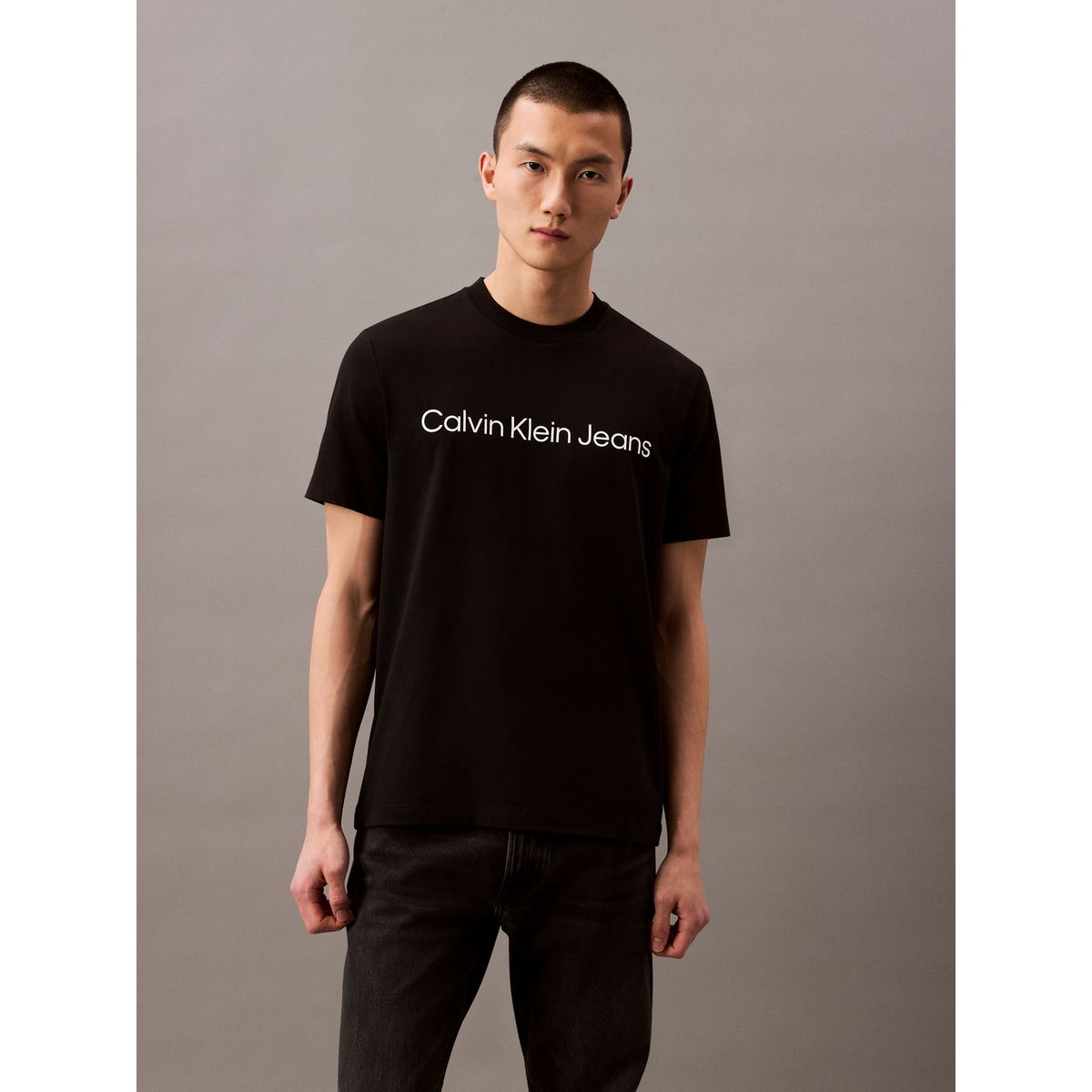 CALVIN KLEIN - Polera Regular con Logotipo Negro Calvin Klein