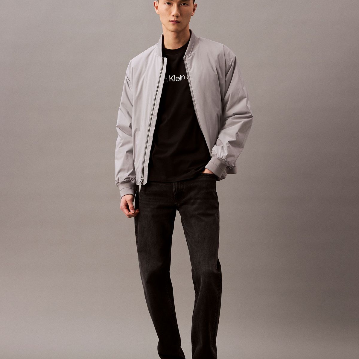 CALVIN KLEIN - Polera Regular con Logotipo Negro Calvin Klein