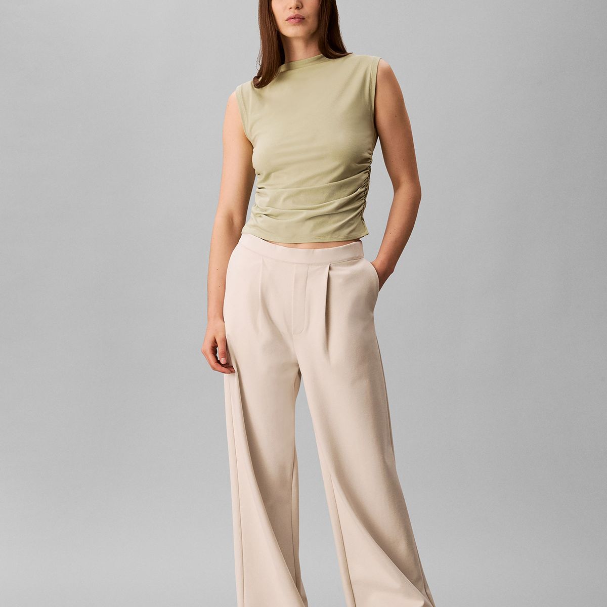 CALVIN KLEIN - Blusa sin Mangas con Cuello Alto Verde Calvin Klein