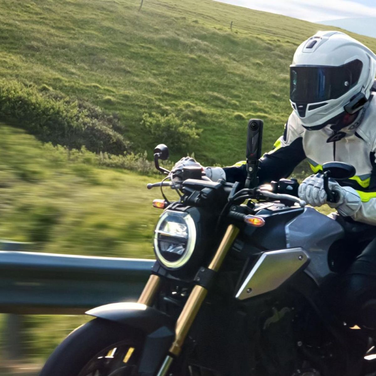 INSTA360 - Cámara De Acción Insta360 X5 8K Negra