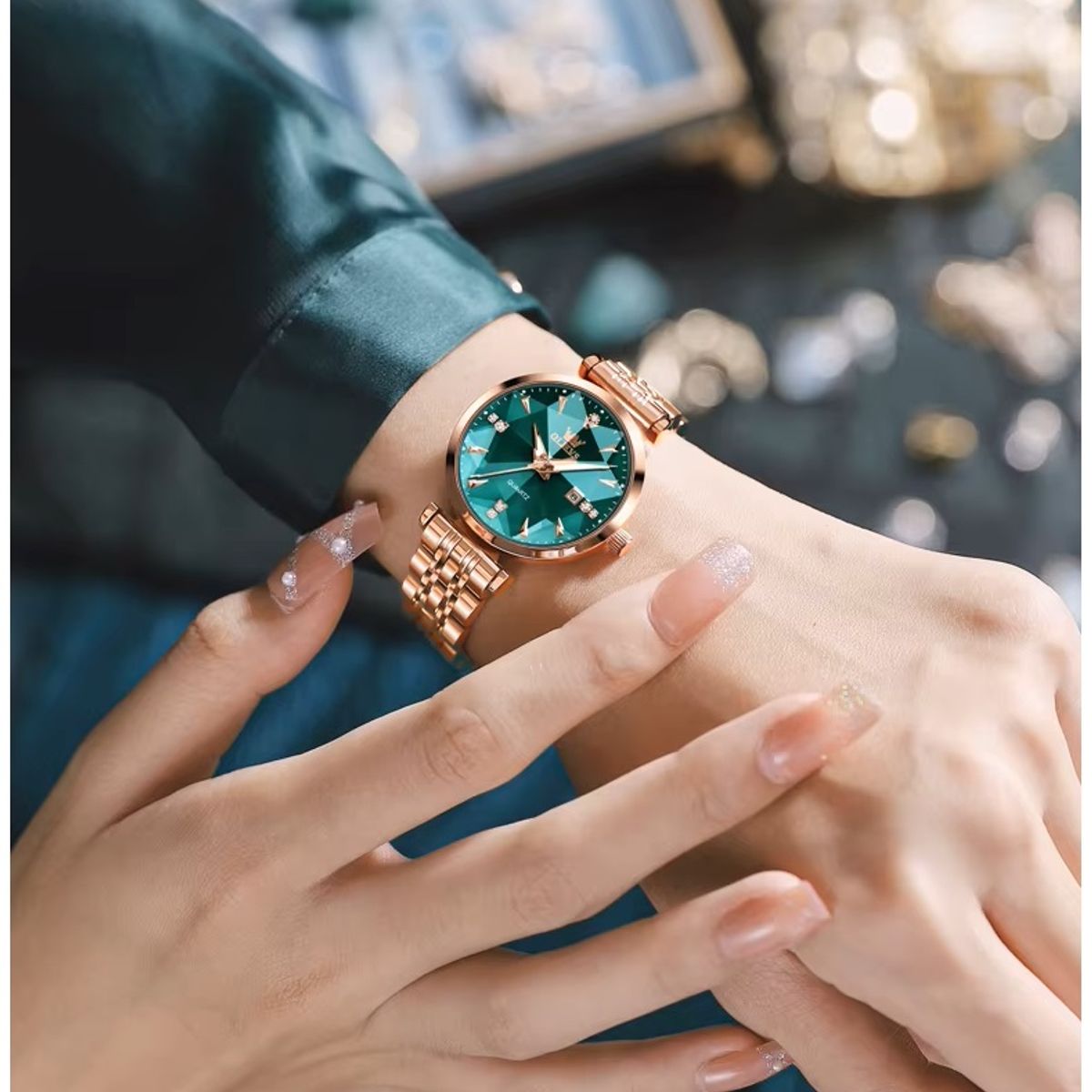 GENERICO - Reloj de Lujo para Mujer Esfera Verde Esmeralda Cristales Brillantes