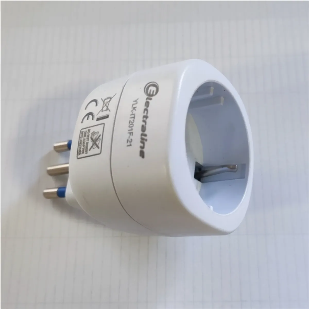 ELECTRALINE - Adaptador Shuko Con proteccion y fusible