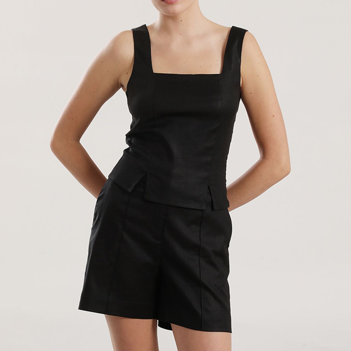 LIOLA - Top lino Liola mujer negro