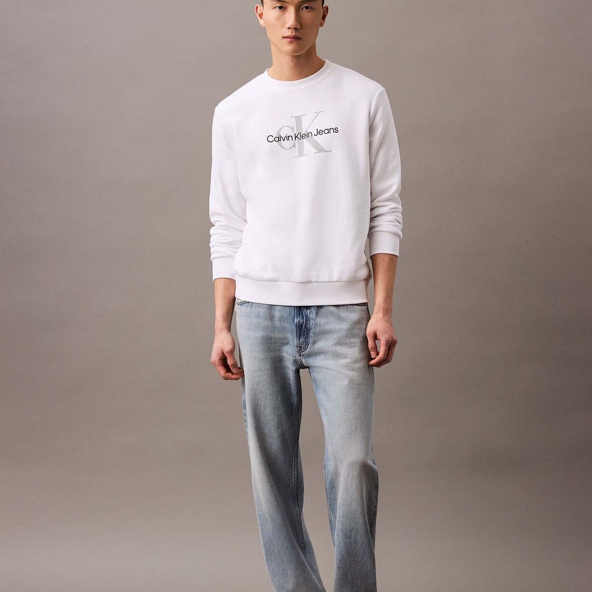 CALVIN KLEIN - Polerón Fleece con Monograma Blanco Calvin Klein