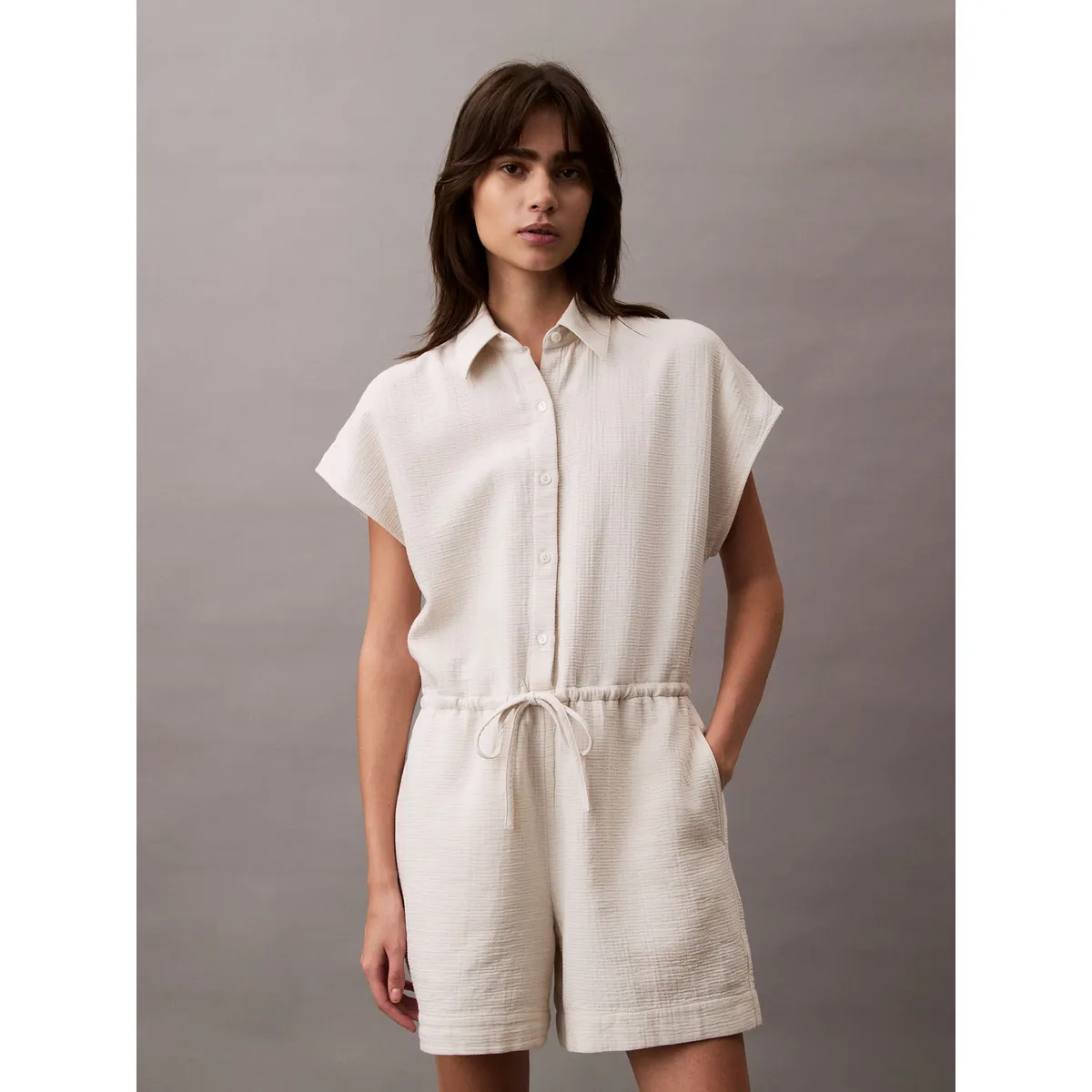 CALVIN KLEIN - Enterizo Corto con Cierre de Botones
