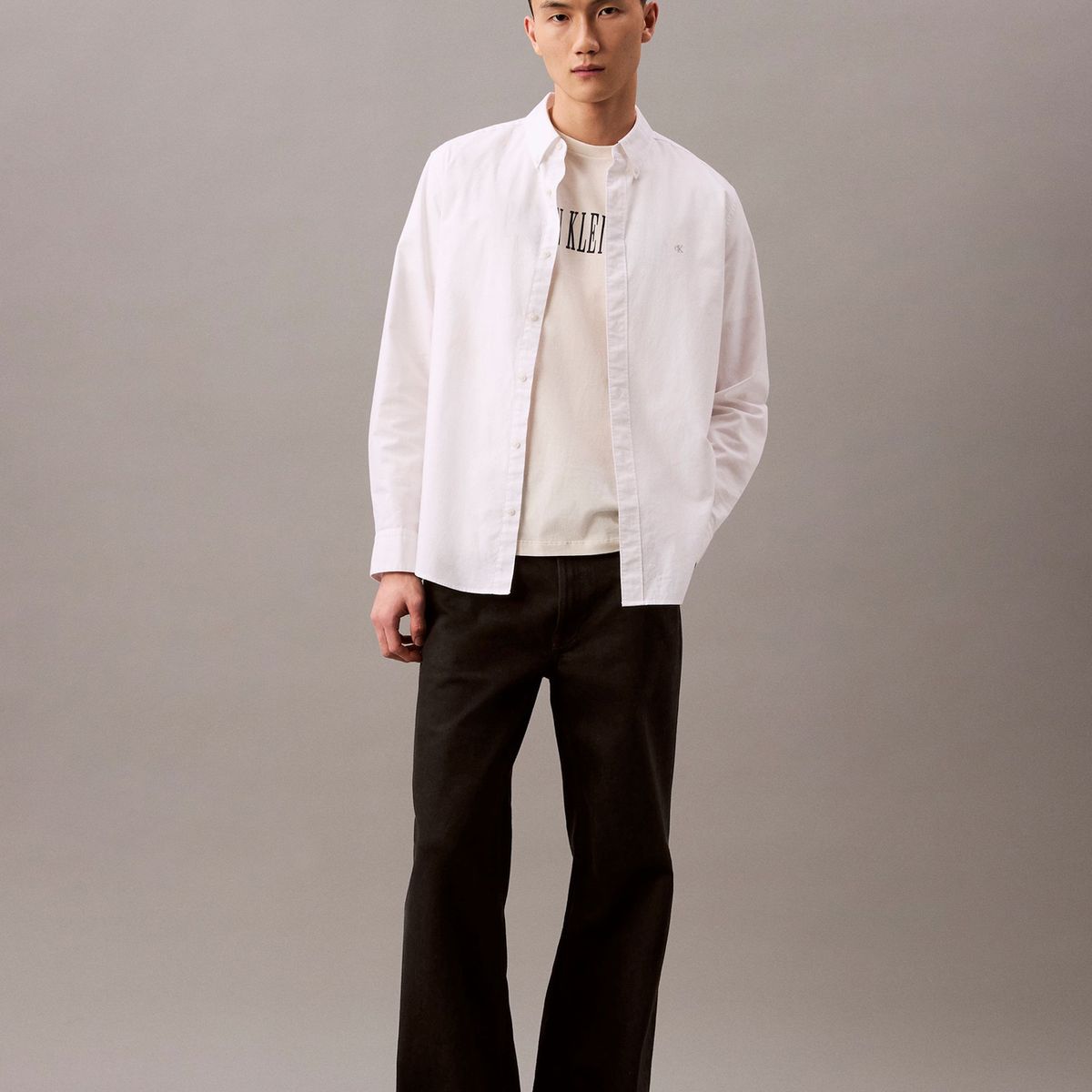 CALVIN KLEIN - Polera Stretch Graphic Beige Calvin Klein