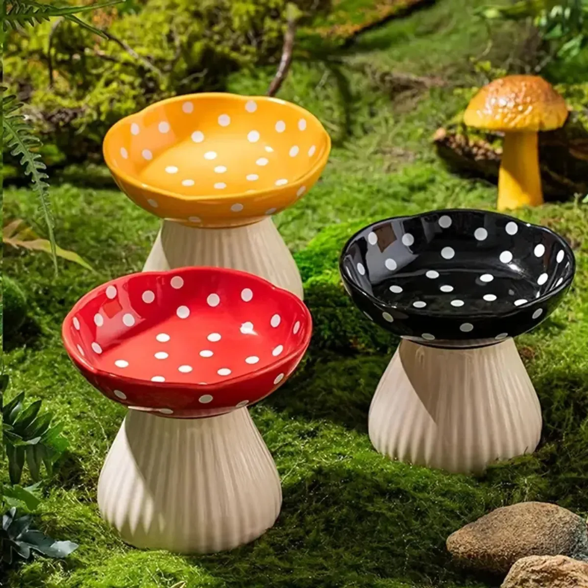 Plato Elevado Ceramica Estilo Lunares Para Mascotas Amarillo, marca GENERICO - Foto Principal