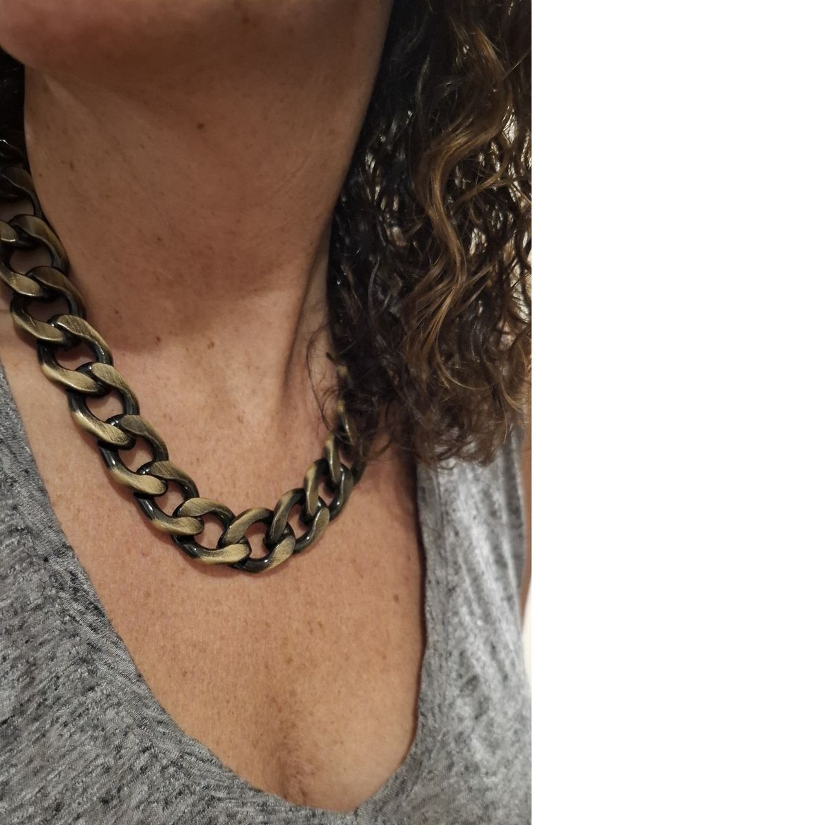 VANE COLLECTION - Collar para mujer cadena corto de eslabones gruesos dorado envejecido en acrílico