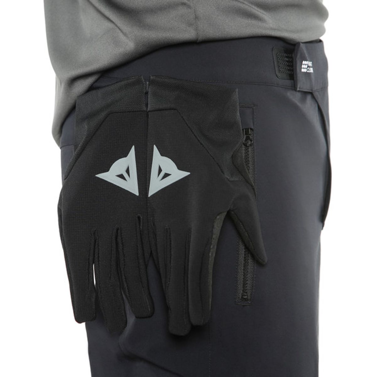 DAINESE - SHORTS DE BICICLETA DAINESE HG GRYFINO  BLACK/DARK-GRAY