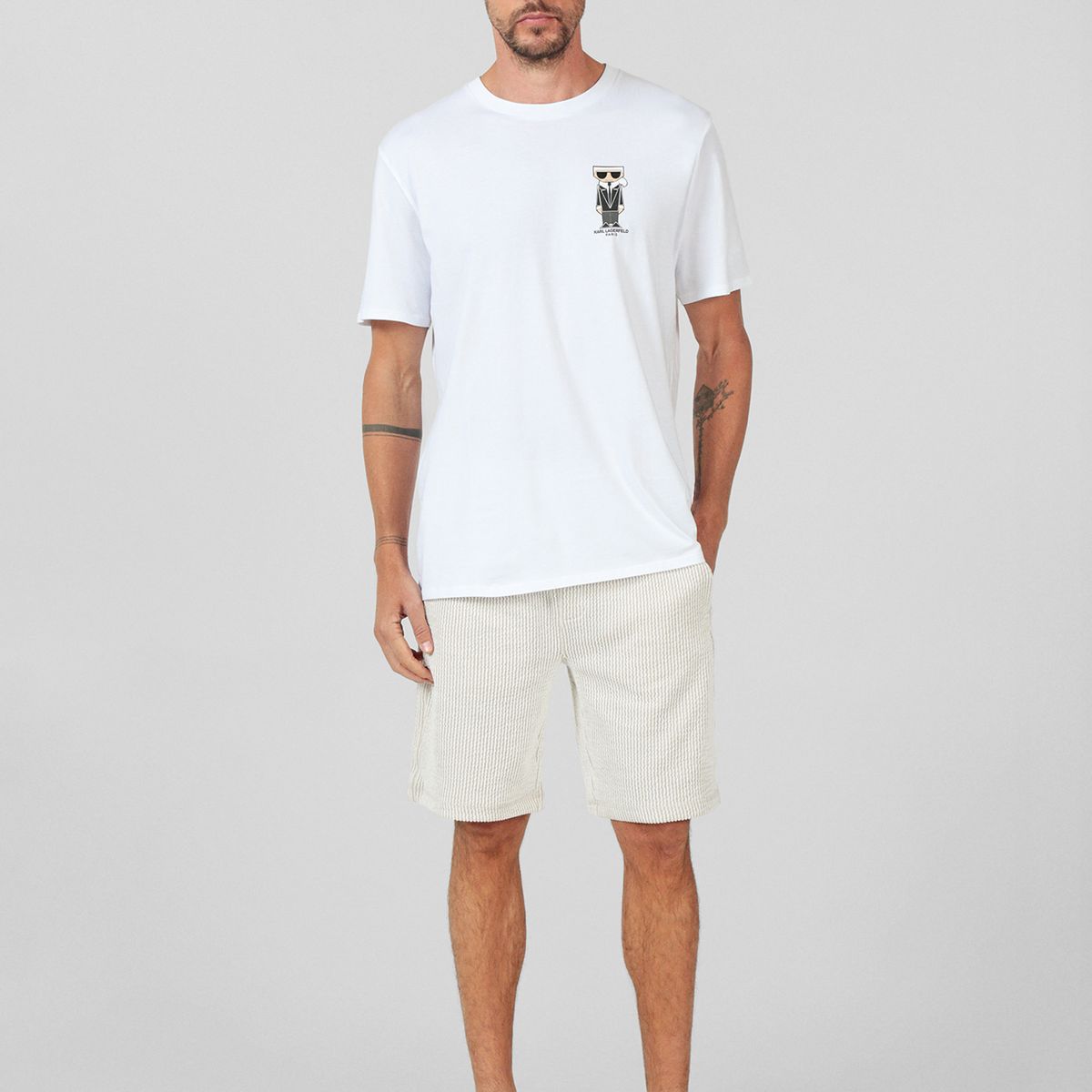 KARL LAGERFELD - Polera con pequeño estampado de Karl