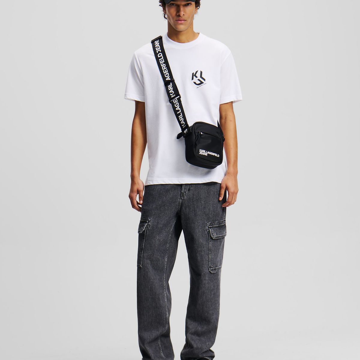 KARL LAGERFELD - Polera regular con mono
