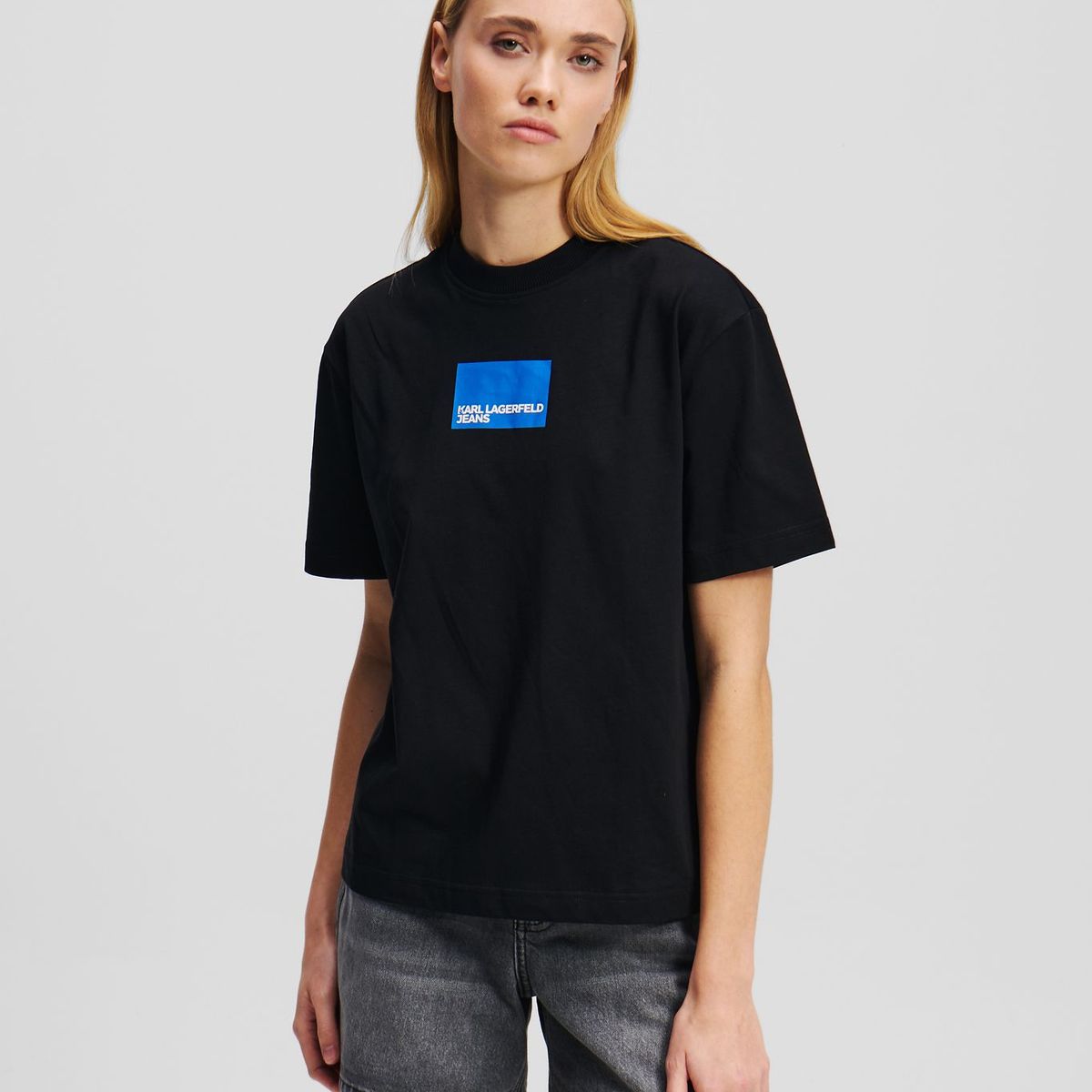 KARL LAGERFELD - Polera regular con logo en caja