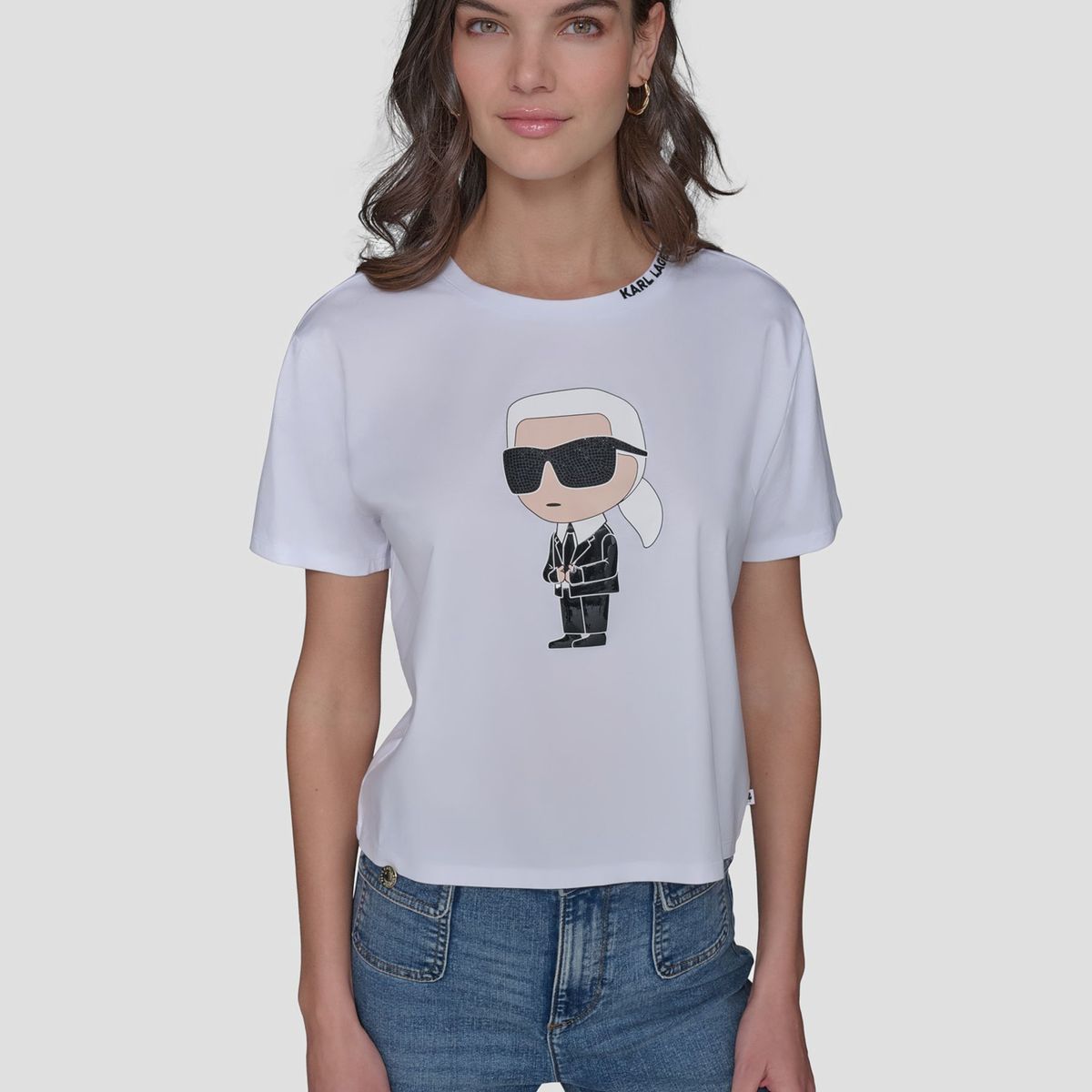 KARL LAGERFELD - Polera con estampado Karl con gafas de sol
