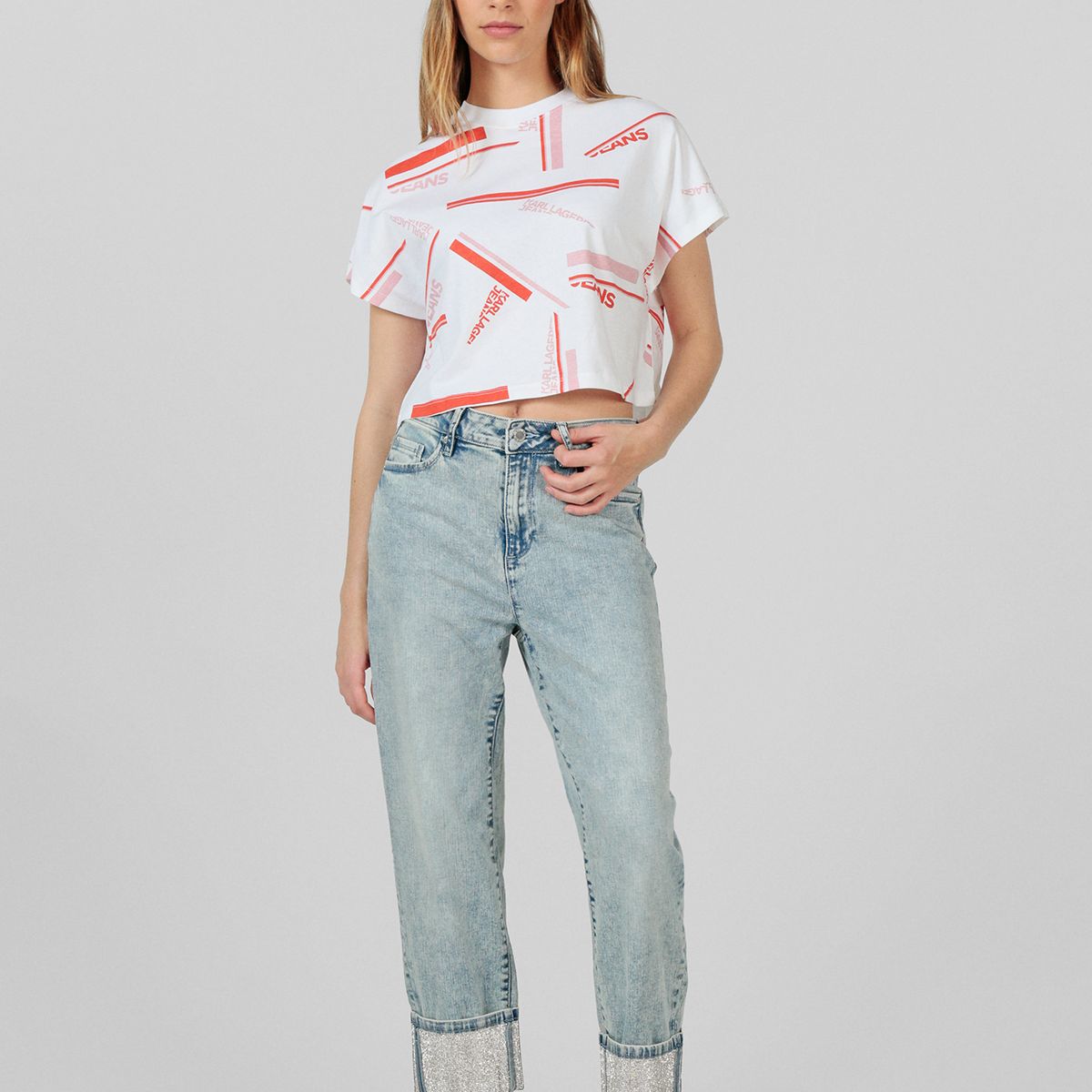 KARL LAGERFELD - Polera cropped con estampado gráfico
