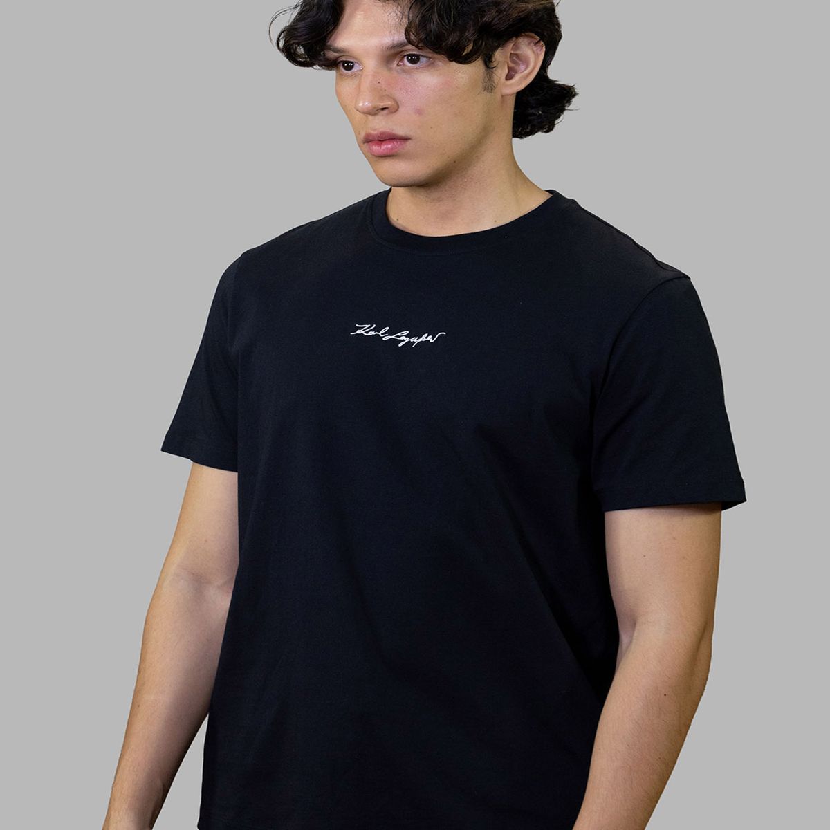 KARL LAGERFELD - Polera essential con firma bordada