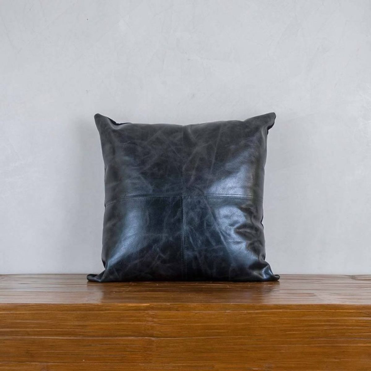 GENERICO - Cojín Decorativo de Cuero Vacuno 50 x 50 cm Mosaico Crash - Negro