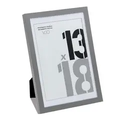 VGO - MARCO PLASTICO GRIS CON PASPARTU 18x24 SIN PASPARTU 20x30