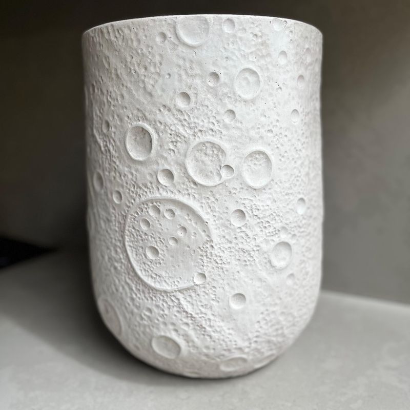 GENERICO - MACETERO LUNA 29x35cm.