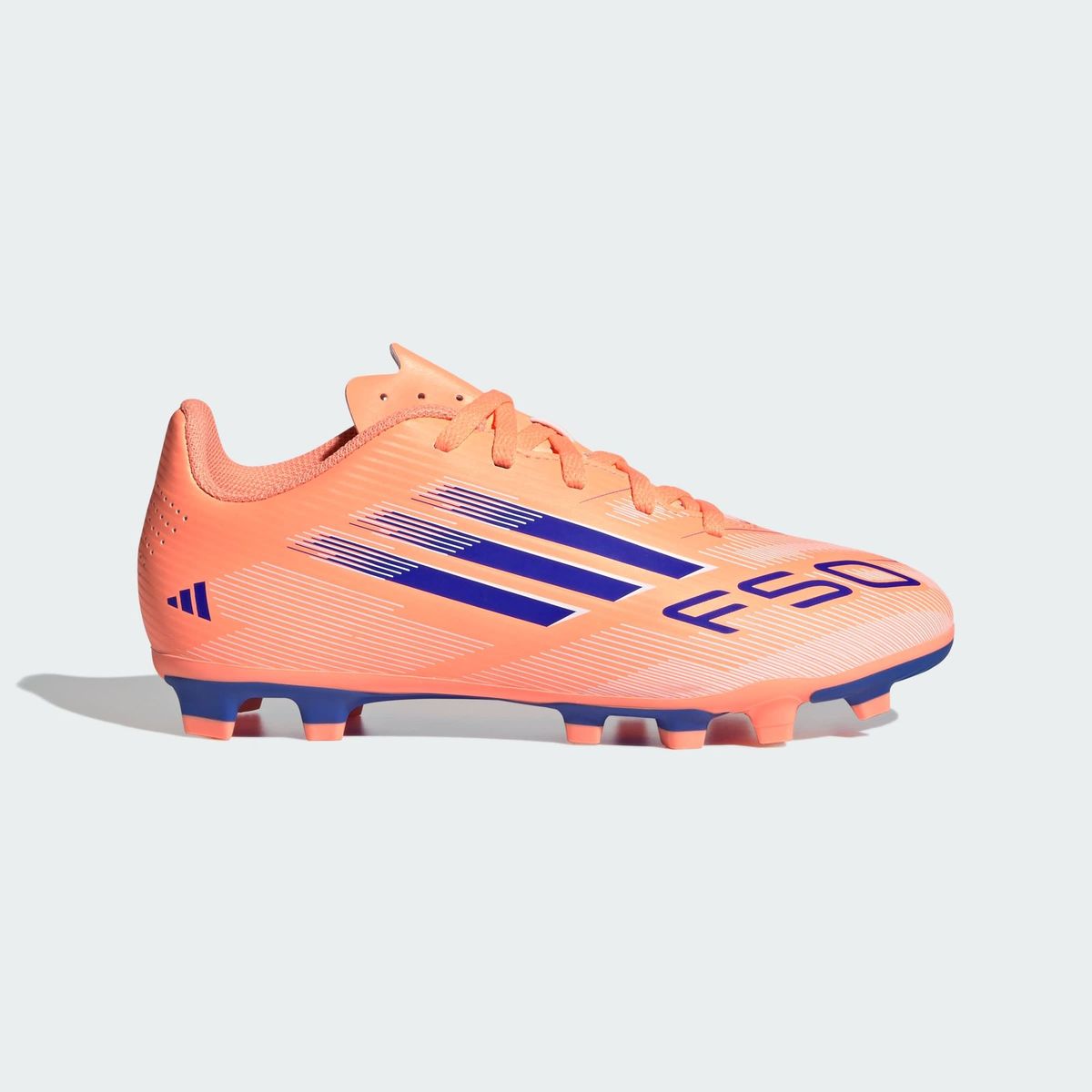 ADIDAS - Zapatos de fútbol F50 Club para terreno firme/multiterreno para niños