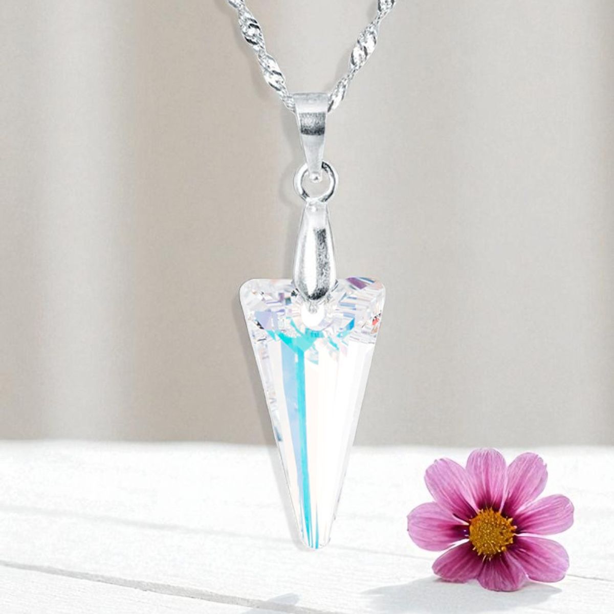 JOYAS MONTERO - Collar Sevilla Plata creado con cristales de Swarovski® Aurora Boreal