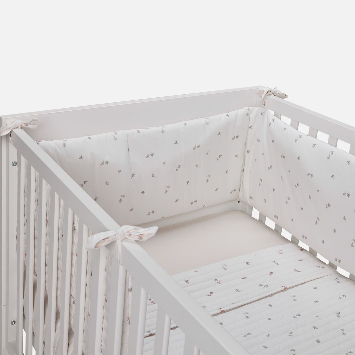 BABYROSEN - Protector De Cuna Algodón Reversible Bellotas