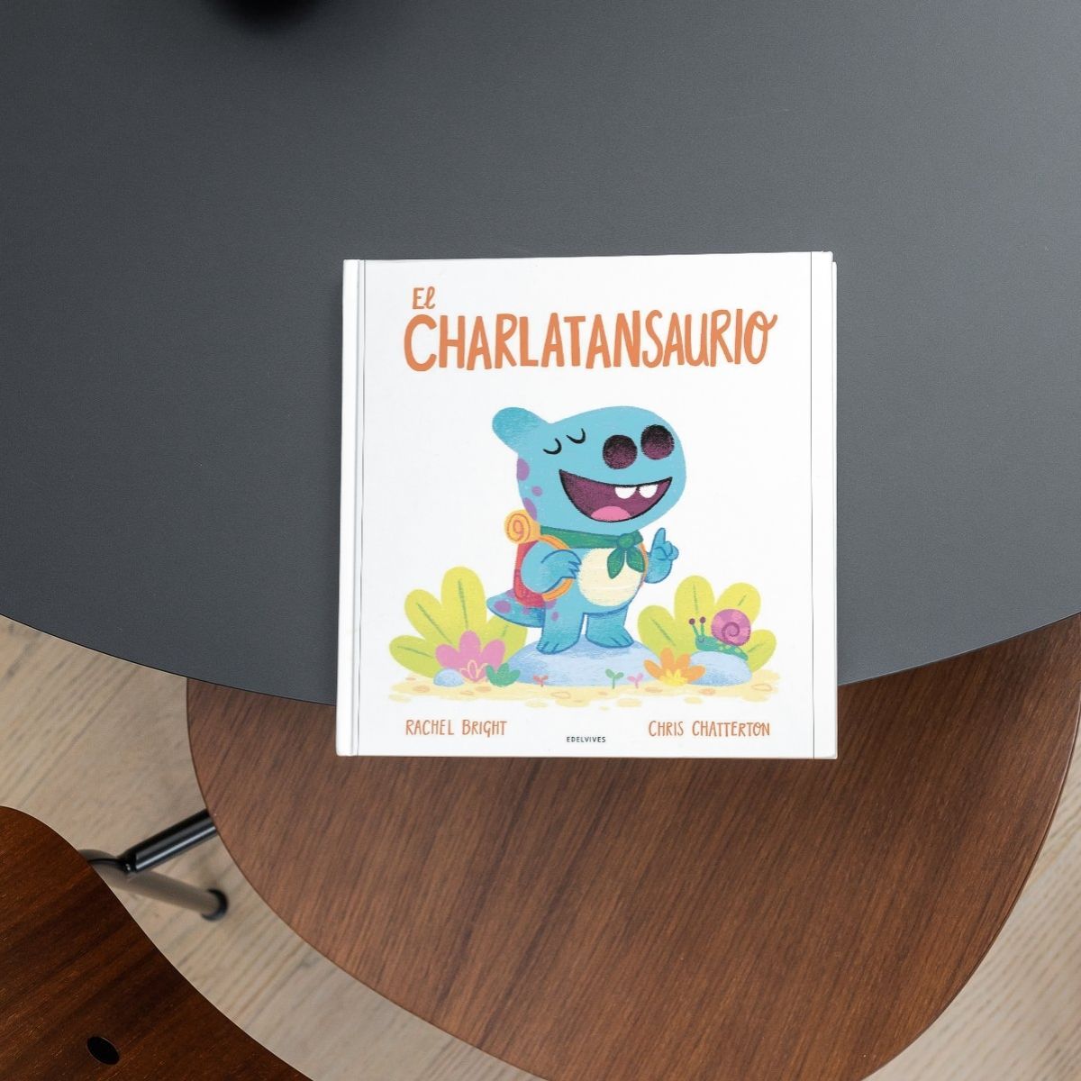 EDELVIVES - El charlatansaurio de Editorial Edelvives