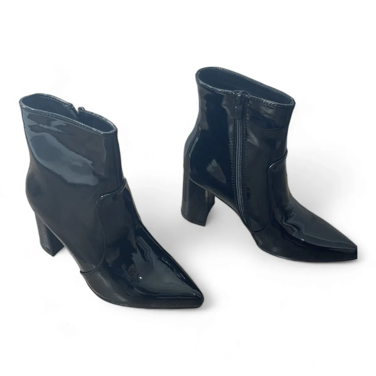 CARBIN - Botines Charol Con Taco 7 cms Punta Fina