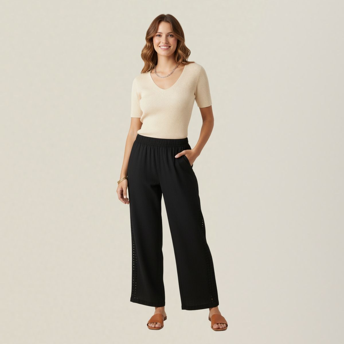 DESIGNERS - Pantalón Palazzo de Lino Detalle Calado Lateral