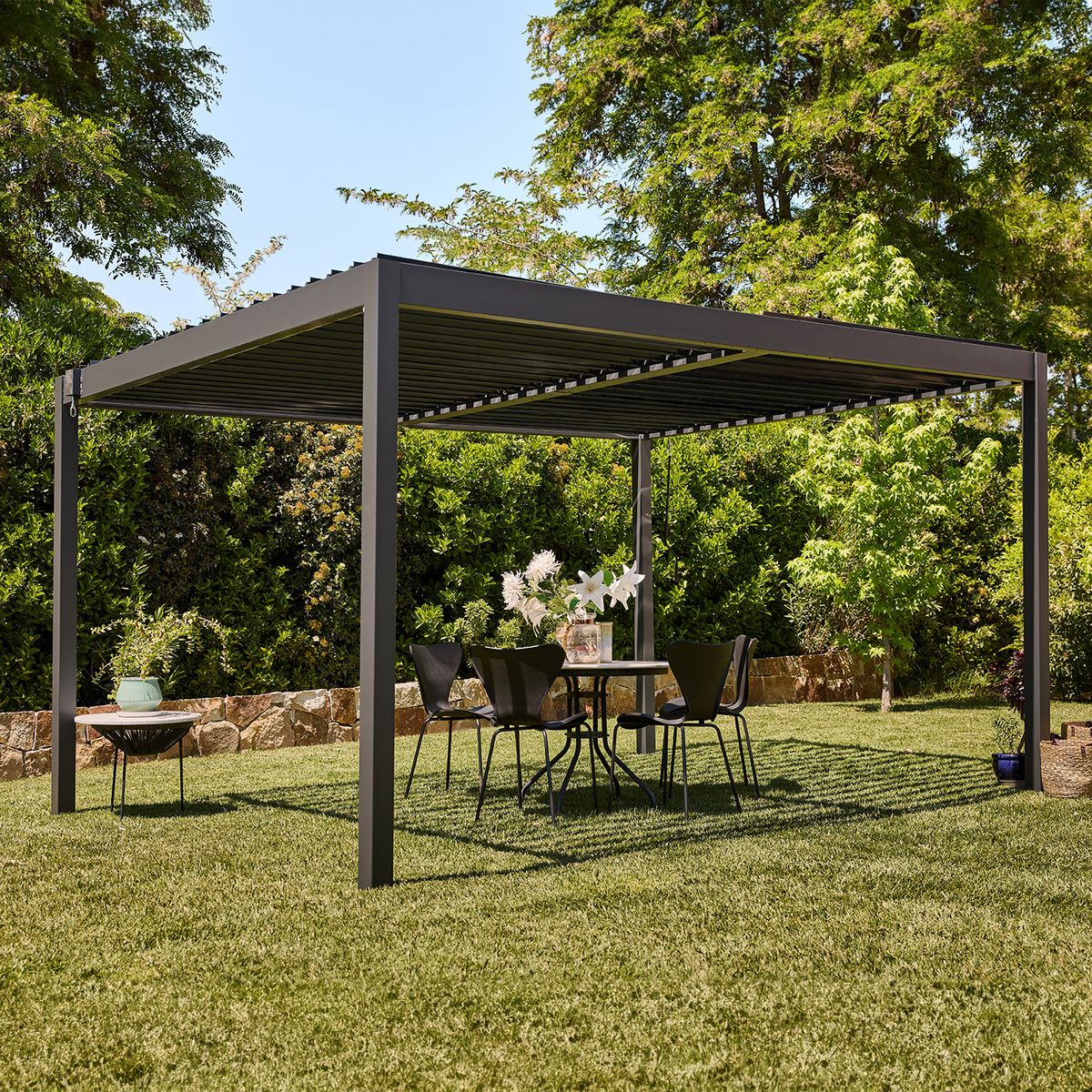 RELAN - Pérgola Bioclimática 394x304 Top Living Lamas Orientables