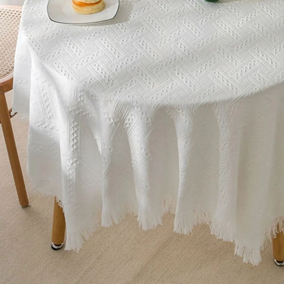 GENERICO - Mantel rectangular 140x220cm blanco con diseños