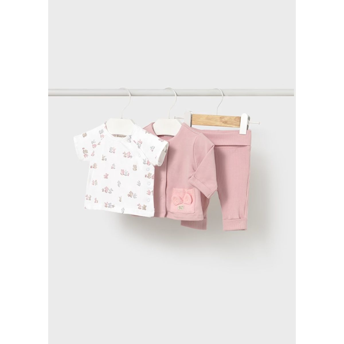 MAYORAL - Conjunto tipo Chándal con camiseta estampada recién nacida