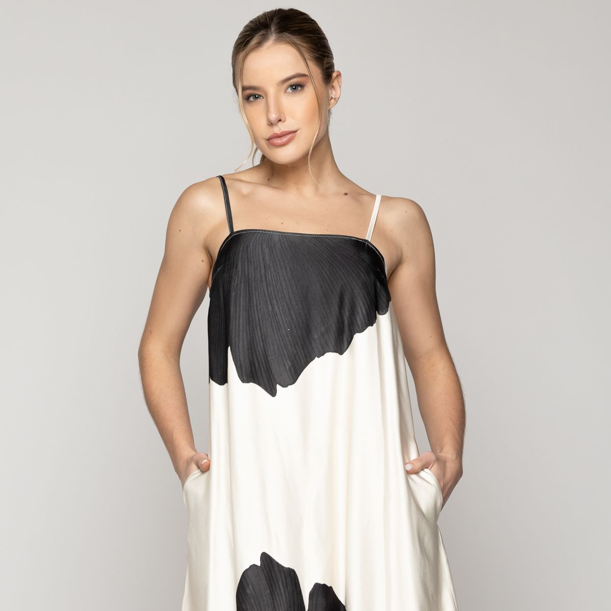 LINEATRE - Vestido Mujer Dalia Estampado Floral Maxi Con Tirantes Lineatre