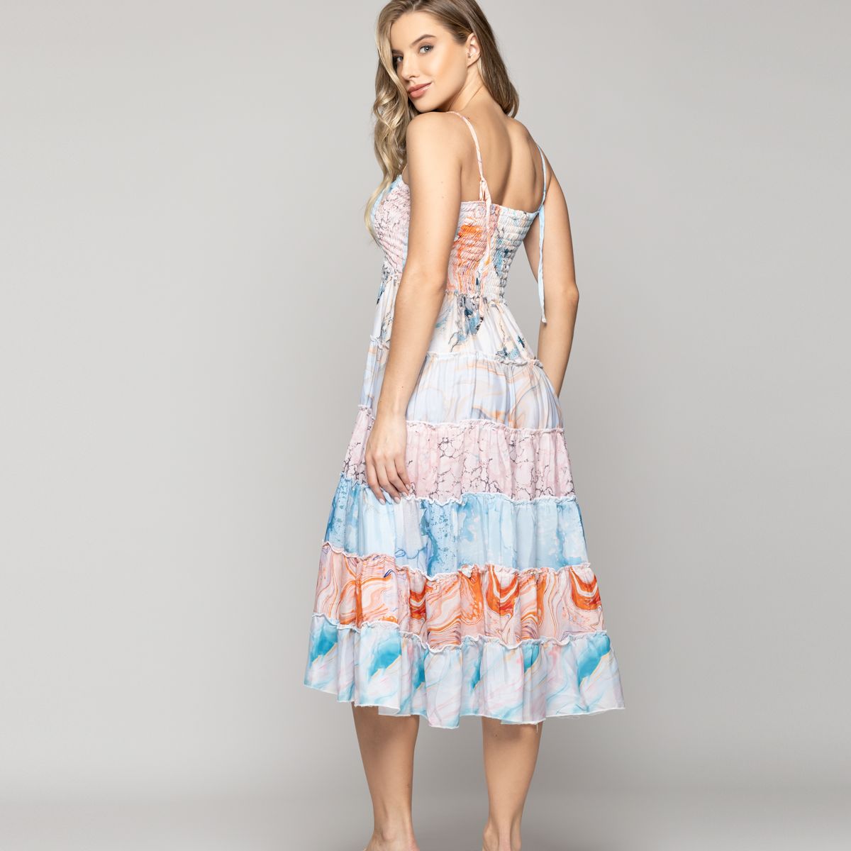 LINEATRE - Vestido Mujer Velinda Con Vuelos Y Elasticado Estampado Celeste Lineatre