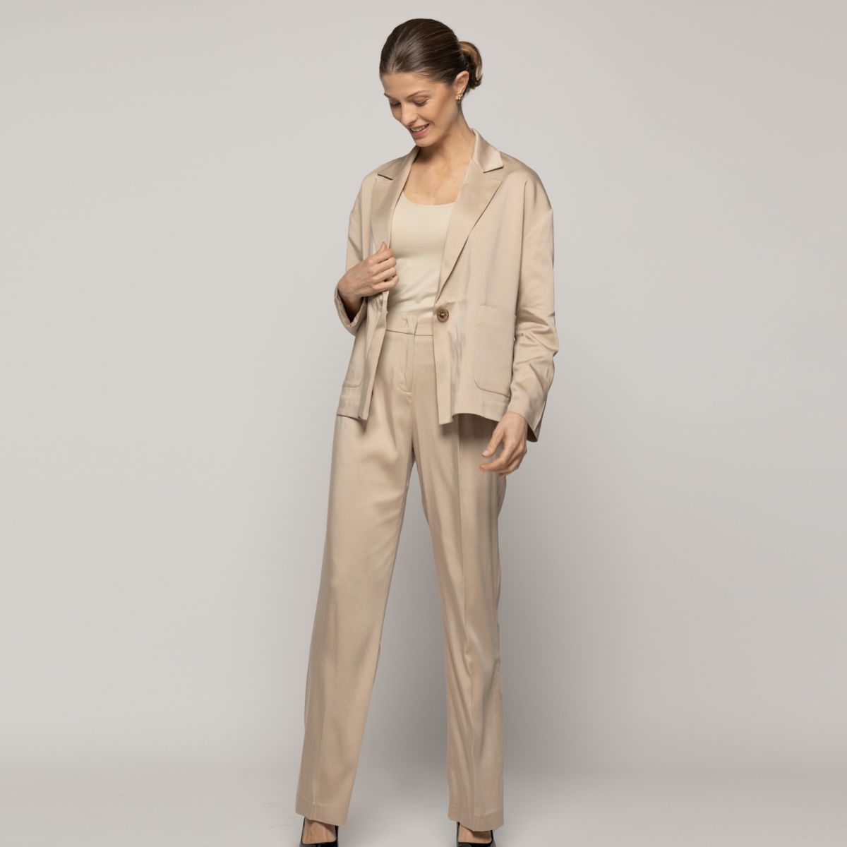 LINEATRE - Chaqueta Mujer Tipo Blazer Clarissa Semiformal Verde Fango Lineatre