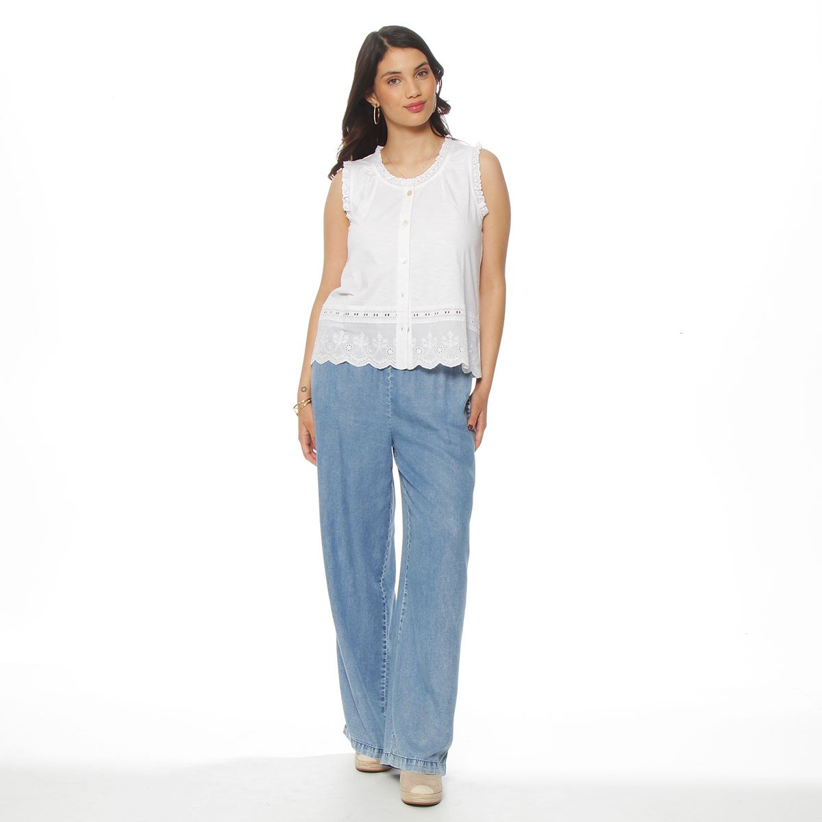 WADOS - POLERA SIN MANGA SOLIDA CON APLICACION EN ESCOTE Y SISA