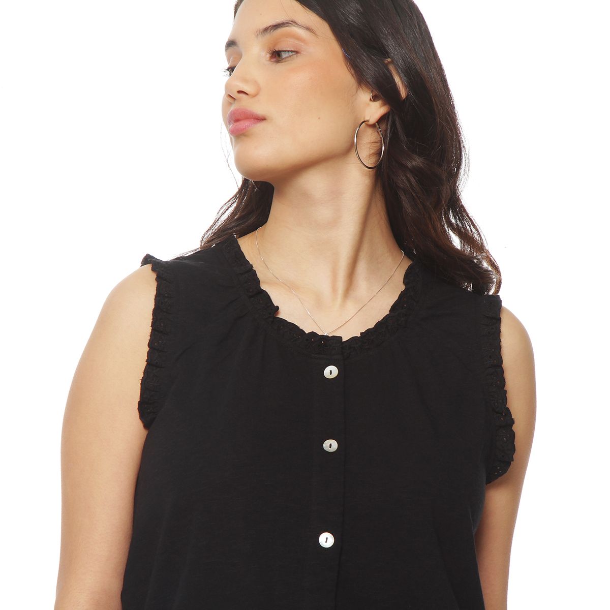 WADOS - POLERA SIN MANGA SOLIDA CON APLICACION EN ESCOTE Y SISA