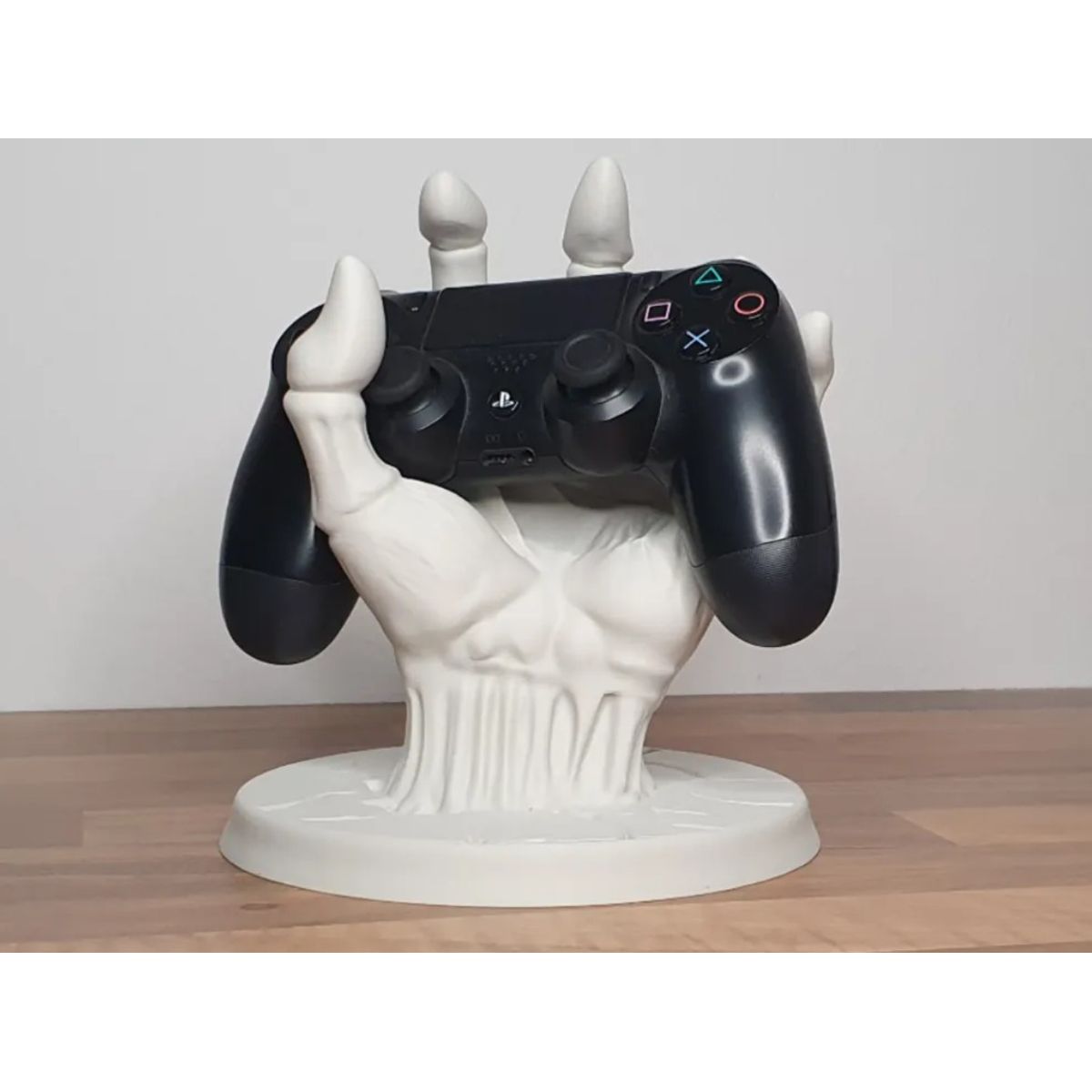 GENERICO - Soporte mando PS5 - Ghoul hand