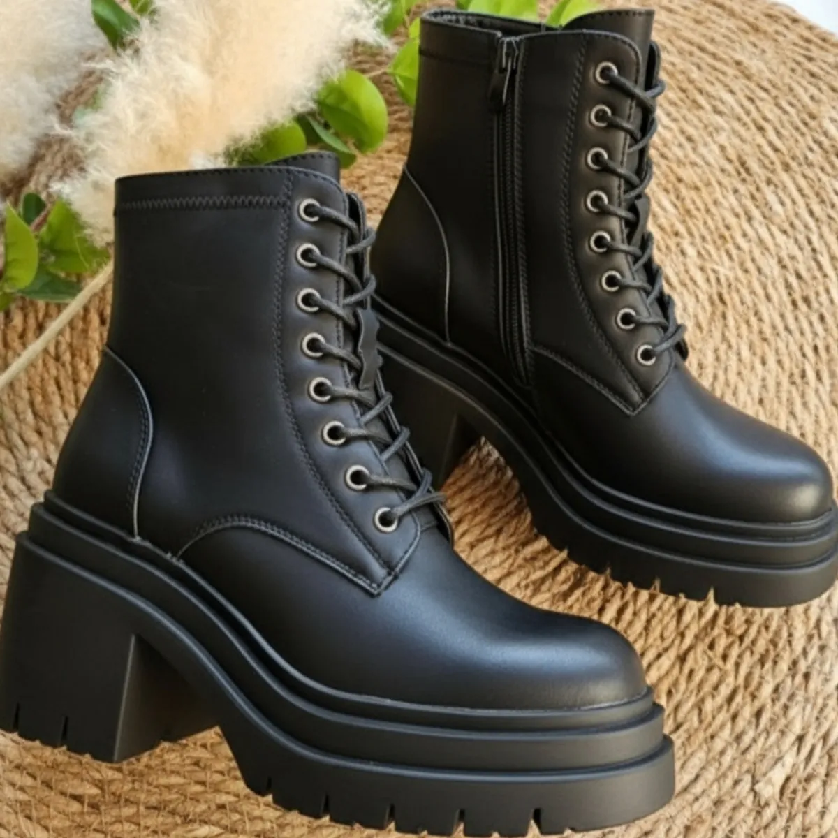 SNOOPY - Botines Bototos Mujer  color Negro  con Plataforma M512