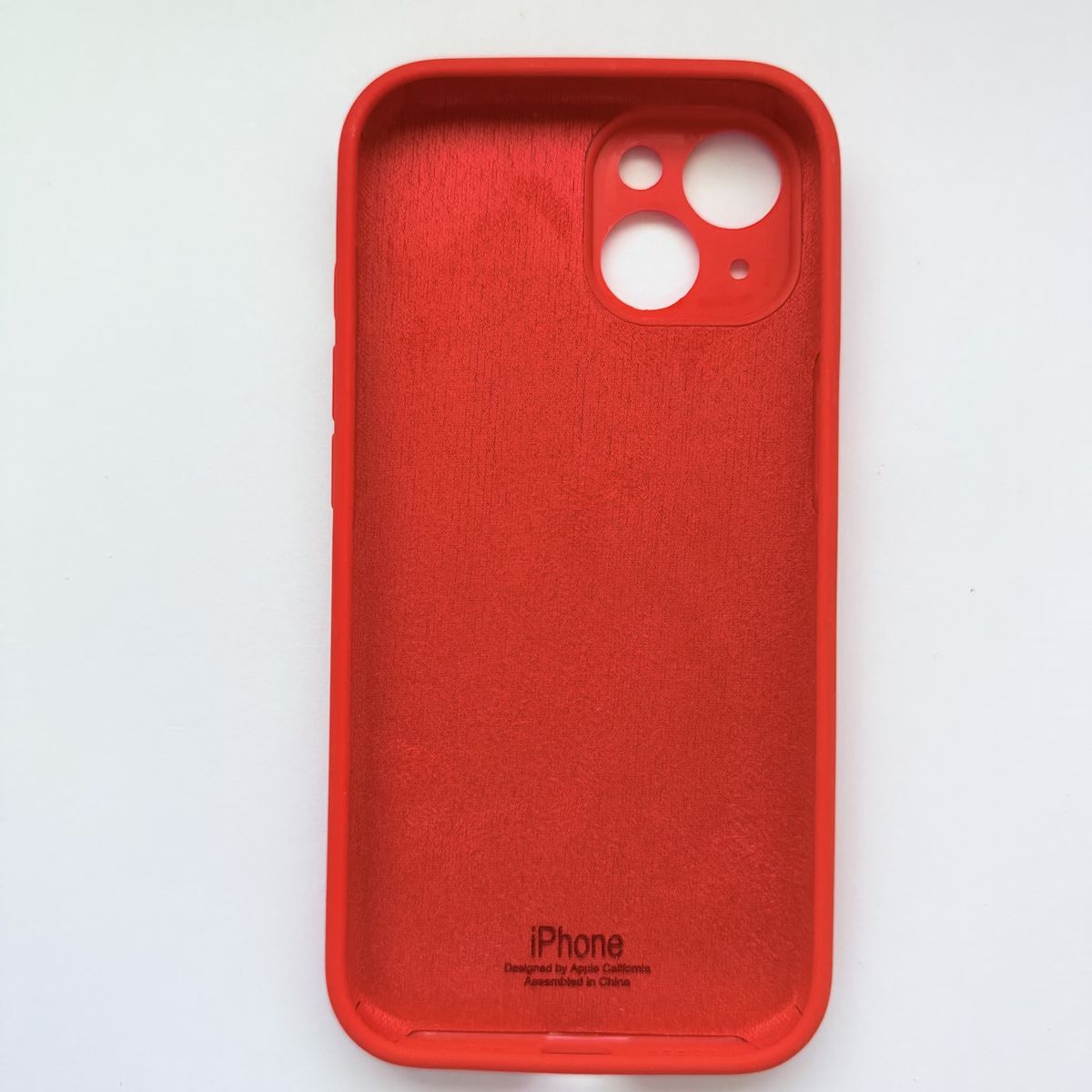 GENERICO - Funda de Silicona c/Logo para iPhone 15 Tapa Camara Color Rojo