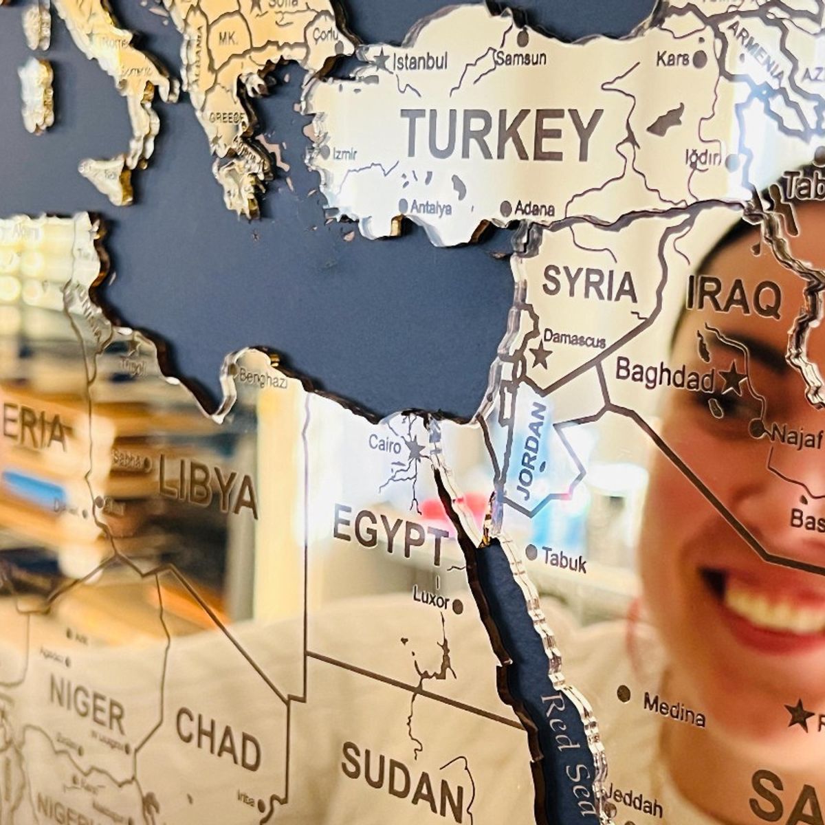 LOS REGALONES - Cuadro Mapa Mundo Tipo Espejo Con Sus Capitales 70x130 Cm