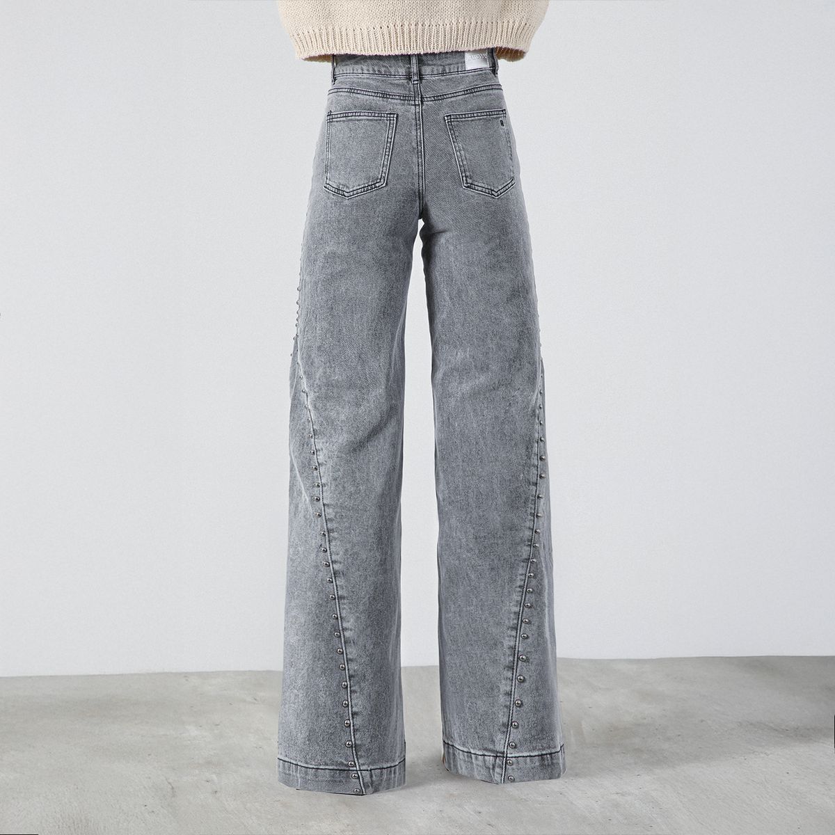 RAINDOOR - Pantalón Tachas Corte Lateral Gris Mujer Raindoor