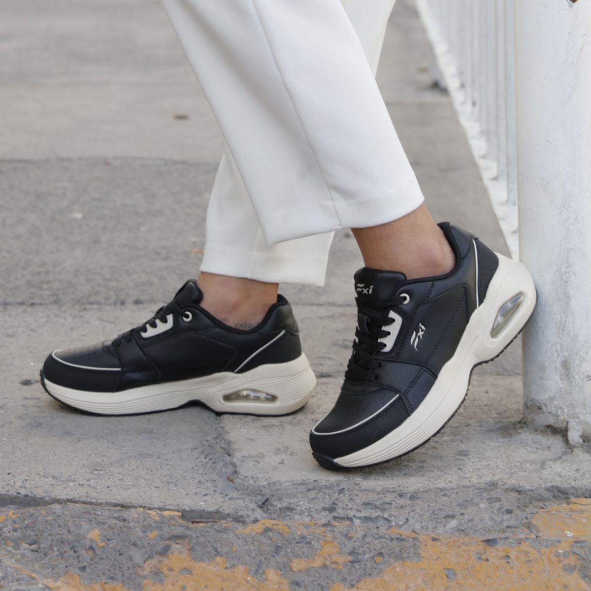FLEXI - Zapatilla Mujer Saluma 131503 Negra Flexi
