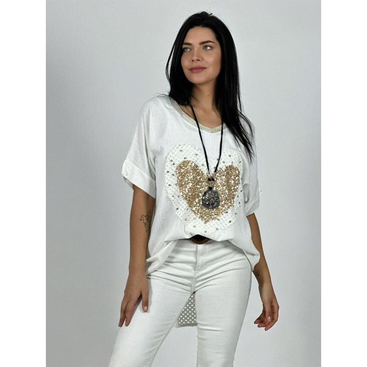 ENIGMATICA BOUTIQUE - Polera Lino Corazón Brillos y Broderi