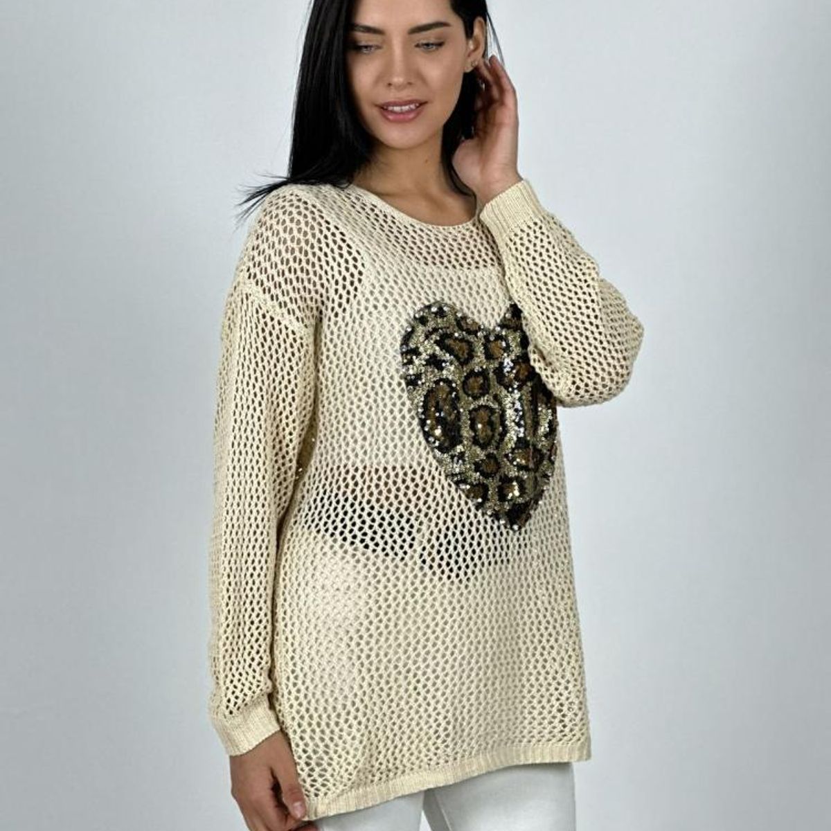 ENIGMATICA BOUTIQUE - Polera Hilo Broderi Corazón Print