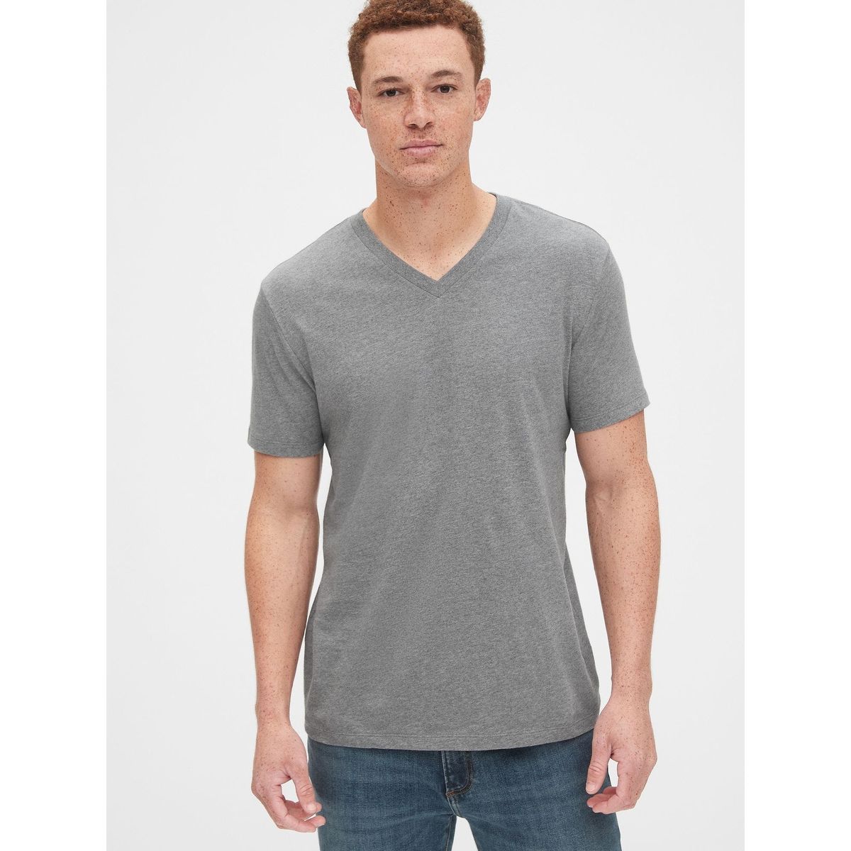 GAP - Polera Hombre GAP Clásica Cuello V Manga Corta Gris