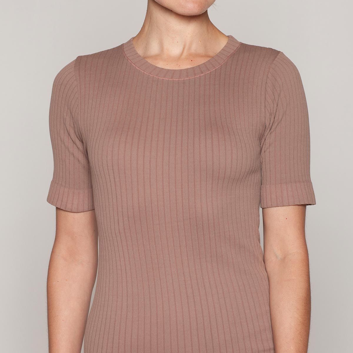 MONARCH - Polera Suave Acanalado Seamless Lasst