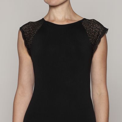 Imagen 2 del producto Polera Hombro Encaje Seamless Lasst
