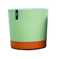 Macetero con Bandeja Extraíble y Drenaje Reflexivo Verde