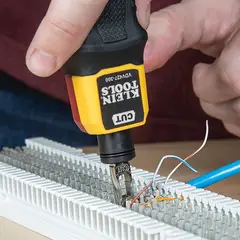 GENERICO - HERRAMIENTA PUNCHADORA IMPACTADORA DE RED KLEIN TOOLS