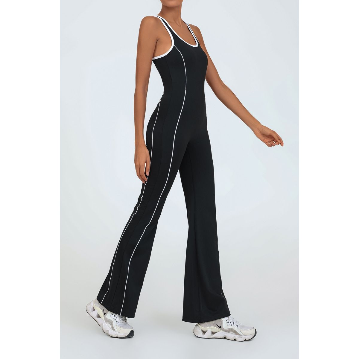 VELVET - Entertito Moldeador Elevent Negro Mujer
